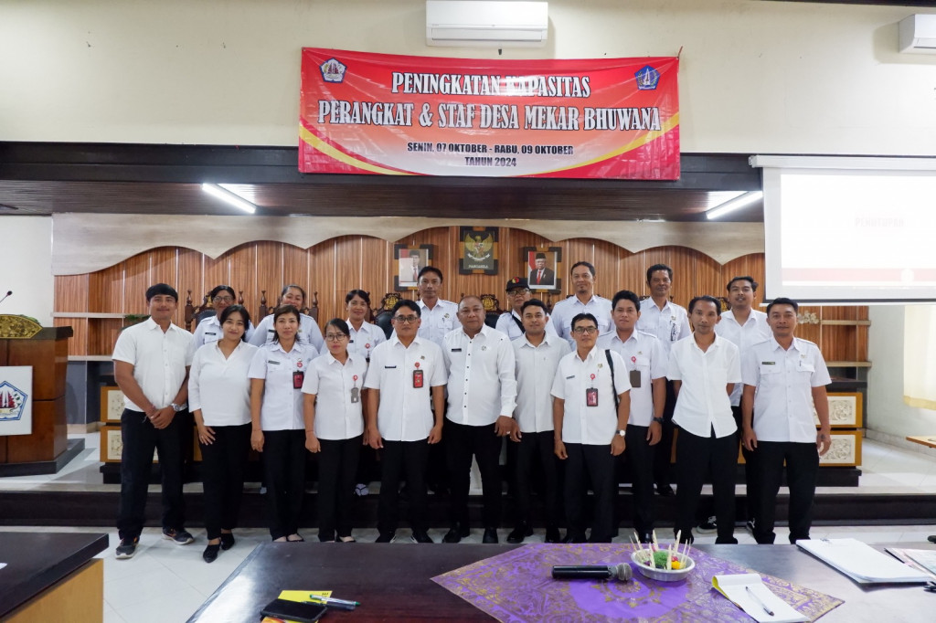 Dilaksanakan Bimbingan Teknis Peningkatan Kapasitas Perangkat dan Staf Desa Mekar Bhuwana Tahun 2024